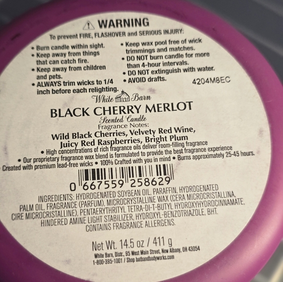 Black Cherry Merlot Premium Lux Scented 3-wick Candle White Barn Bath&Body Works - Picture 4 of 4